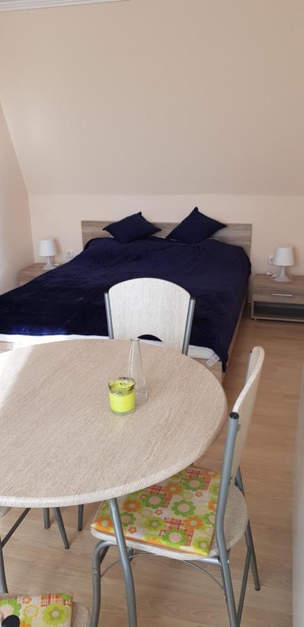 Boglarka Apartman Hajdúszoboszló Exteriör bild