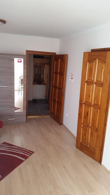 Boglarka Apartman Hajdúszoboszló Exteriör bild