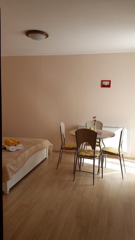 Boglarka Apartman Hajdúszoboszló Exteriör bild