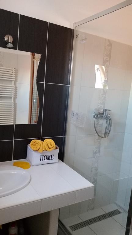 Boglarka Apartman Hajdúszoboszló Exteriör bild